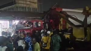 One killed, four rescued as tanker crashes in Lagos